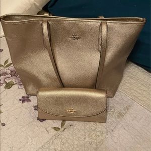 Coach tote and wallet